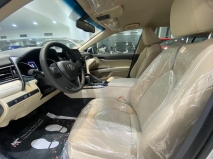 للبيع تويوتا camry 2023