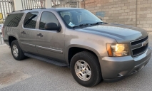 للبيع شفروليت Suburban 2008