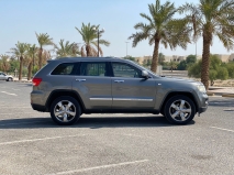 للبيع جيب Grand Cherokee 2012