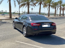 للبيع ميزراتي Quattroporte 2015