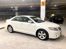 للبيع تويوتا camry 2011