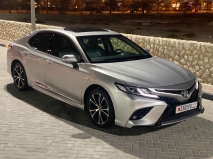 للبيع تويوتا camry 2019