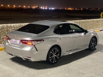 للبيع تويوتا camry 2019