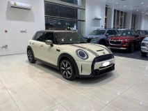 للبيع مني كوبر Mini Cooper S 2023