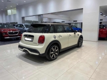 للبيع مني كوبر Mini Cooper S 2023