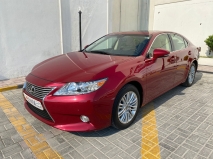 للبيع لكزس ES 2015