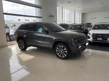 للبيع جيب Grand Cherokee 2018