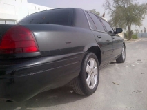 للبيع فورد Crown Victoria 2007