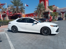 للبيع تويوتا camry 2019