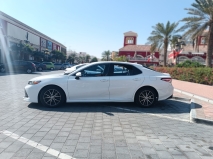 للبيع تويوتا camry 2019