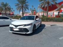 للبيع تويوتا camry 2019