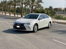 للبيع تويوتا camry 2016