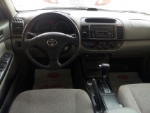 للبيع تويوتا camry 2006