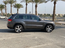 للبيع جيب Grand Cherokee 2014