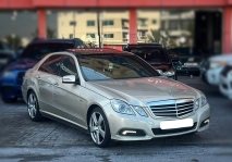 للبيع مرسيديس E class 2010