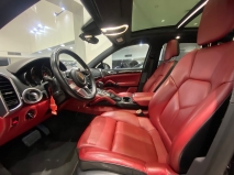 للبيع بورش Cayenne GTS  2017