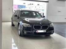 للبيع بي ام دبليو 750 2013