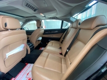 للبيع بي ام دبليو 750 2013