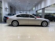 للبيع بي ام دبليو 7 Series 2009