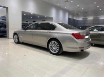 للبيع بي ام دبليو 7 Series 2009