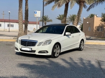 للبيع مرسيديس E class 2010