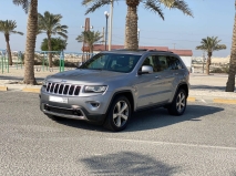 للبيع جيب Grand Cherokee 2014