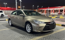 للبيع تويوتا camry 2016