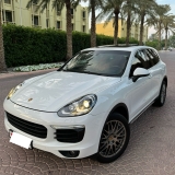 للبيع بورش Cayenne S 2016