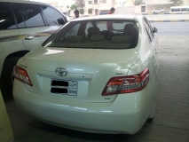 للبيع تويوتا camry 2010