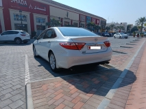 للبيع تويوتا camry 2016