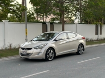 للبيع هونداي Elantra 2012