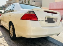 للبيع هوندا Accord 2006