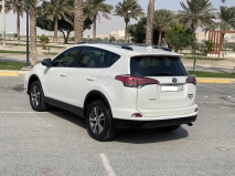 للبيع تويوتا RAV4 2017