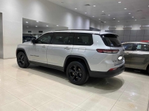 للبيع جيب Grand Cherokee 2022