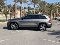 للبيع جيب Grand Cherokee 2012