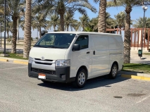 للبيع تويوتا Hiace 2021