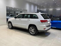 للبيع جيب Grand Cherokee 2014