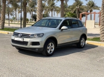 للبيع فولكس واجن touareg 2013