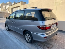 للبيع تويوتا Previa 2003