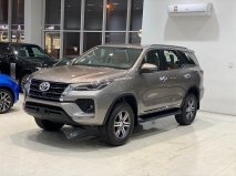 للبيع تويوتا Fortuner 2024