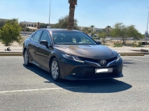 للبيع تويوتا camry 2018