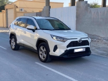 للبيع تويوتا RAV4 2019