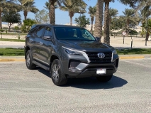 للبيع تويوتا Fortuner 2023