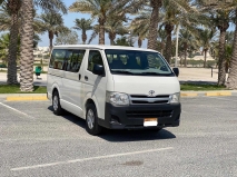 للبيع تويوتا Hiace 2013