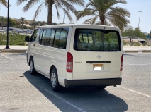 للبيع تويوتا Hiace 2013