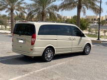 للبيع مرسيديس Viano 2014