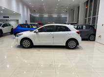 للبيع كيا Rio 2020