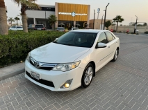 للبيع تويوتا camry 2015