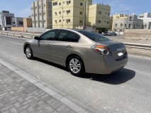 للبيع نيسان Altima 2011