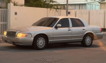 للبيع فورد Grand Marquis 2008